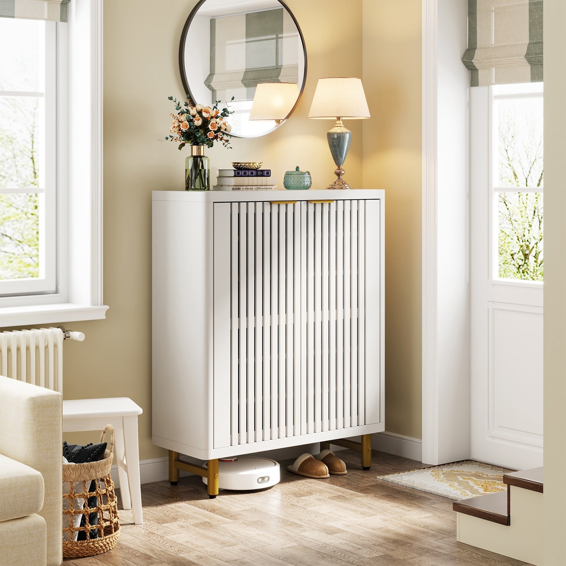 Meuble à chaussures avec porte pour 24 paires, idéal pour l'entrée ou le salon.