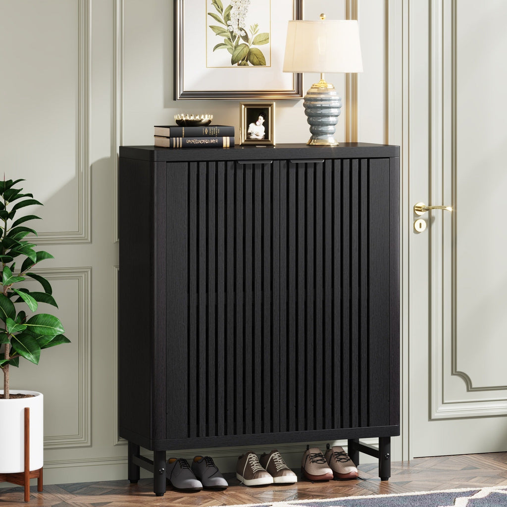 Meuble à chaussures avec porte pour 24 paires, idéal pour l'entrée ou le salon.