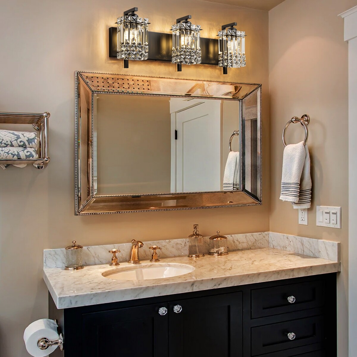 Applique murale moderne et glamour à 3 lumières pour salle de bain, avec miroir en cristal