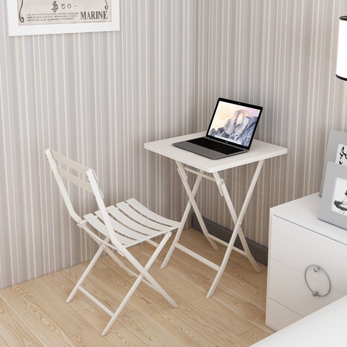 Ensemble bistro minimaliste 3 pièces pour patio : table carrée pliable et chaises