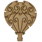 Ballons puzzle de la Liberté au-dessus des terres agricoles