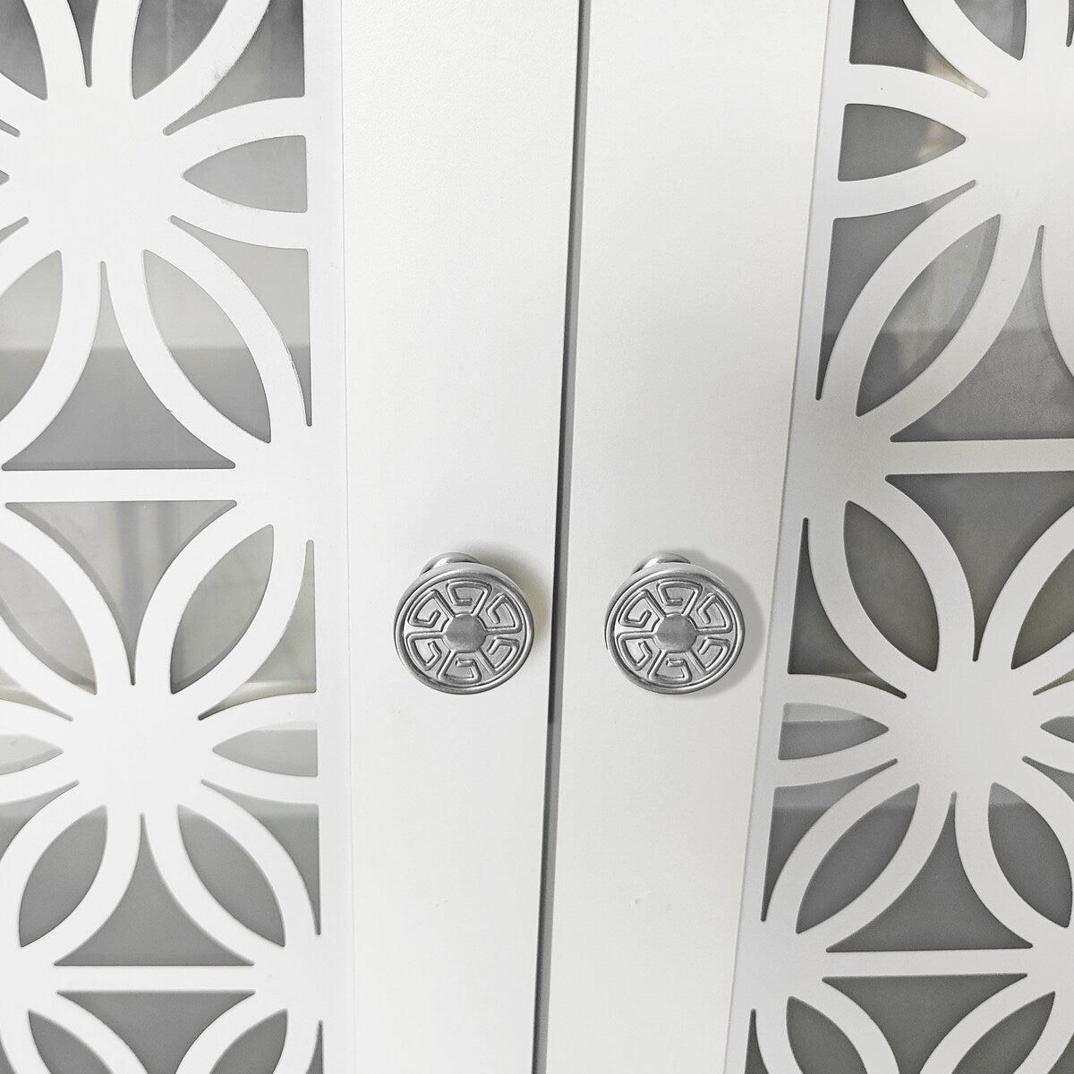 Meuble TV rustique décoratif à motif floral de 70 pouces, pouvant accueillir des téléviseurs jusqu'à 80 pouces.