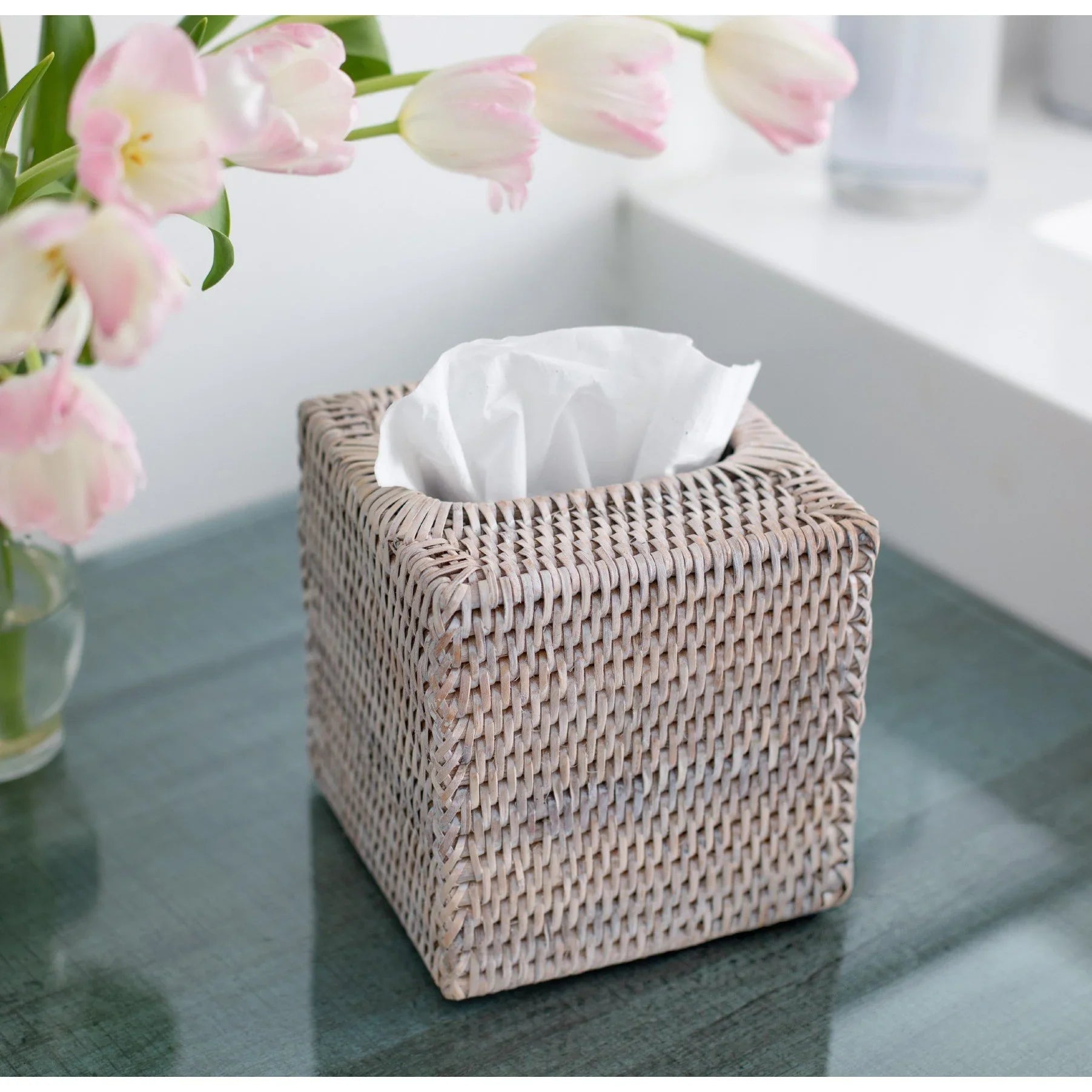 Couvercle de boîte à mouchoirs en rotin