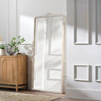 Miroir pleine longueur Aaliyah en blanc vieilli
