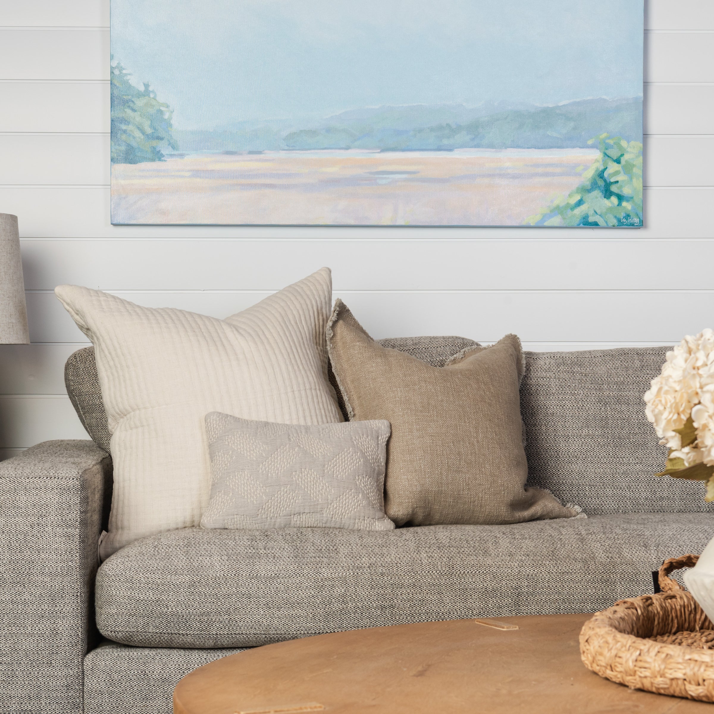 Coussin brodé Kantha couleur crème