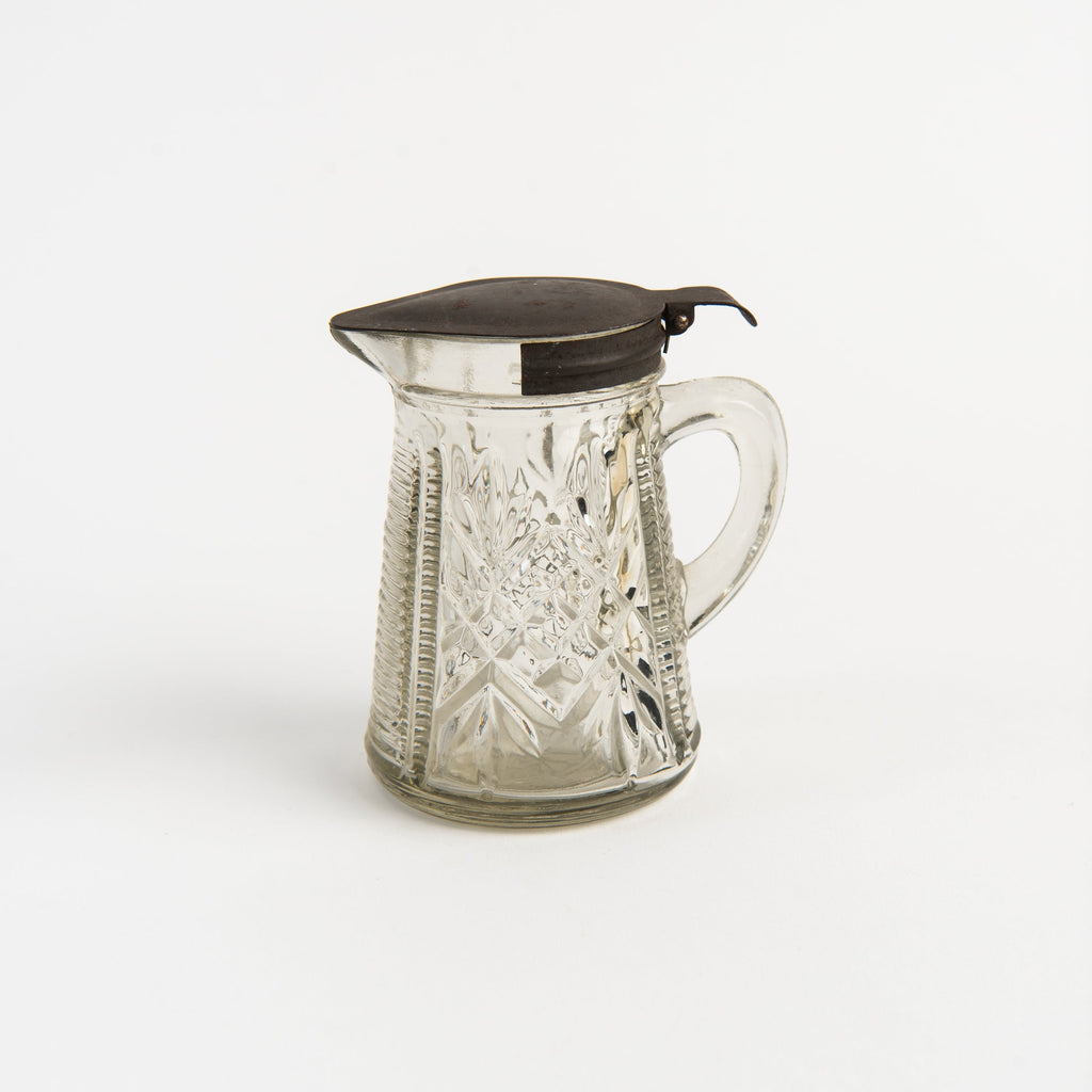 Pichet à sirop vintage en verre pressé