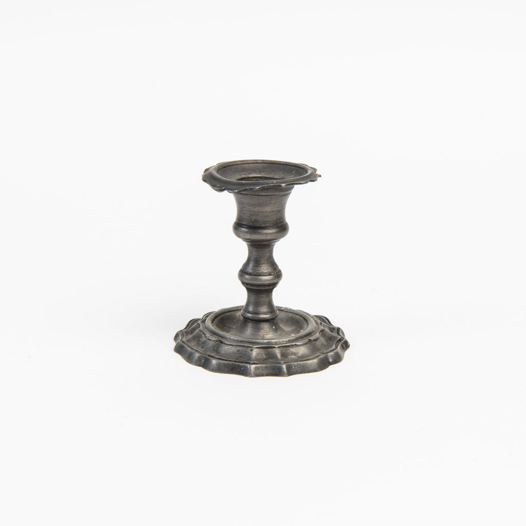 chandelier court vintage en étain