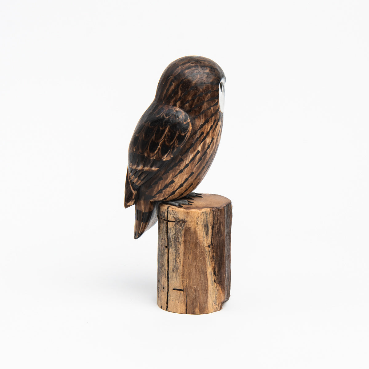Scie à main en bois sculptée en forme de hibou