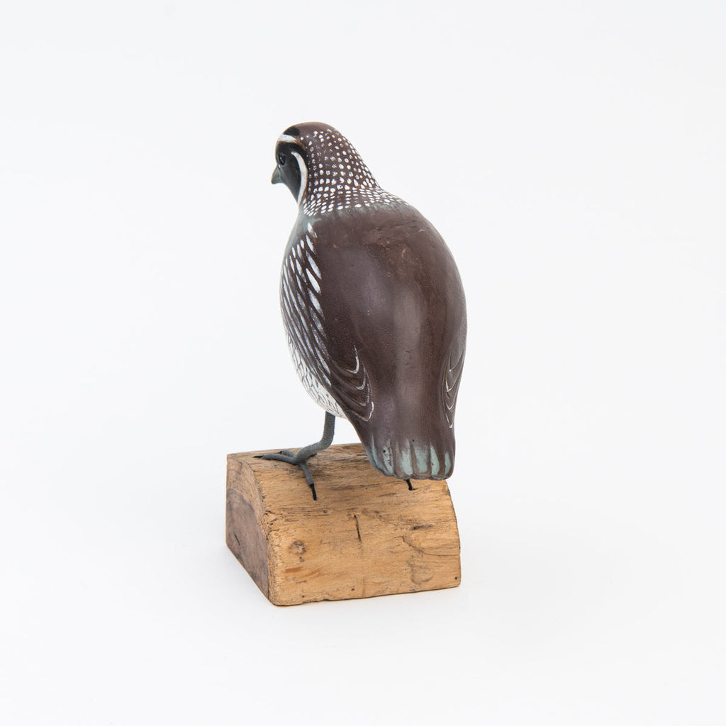 Caille en bois sculptée à la main