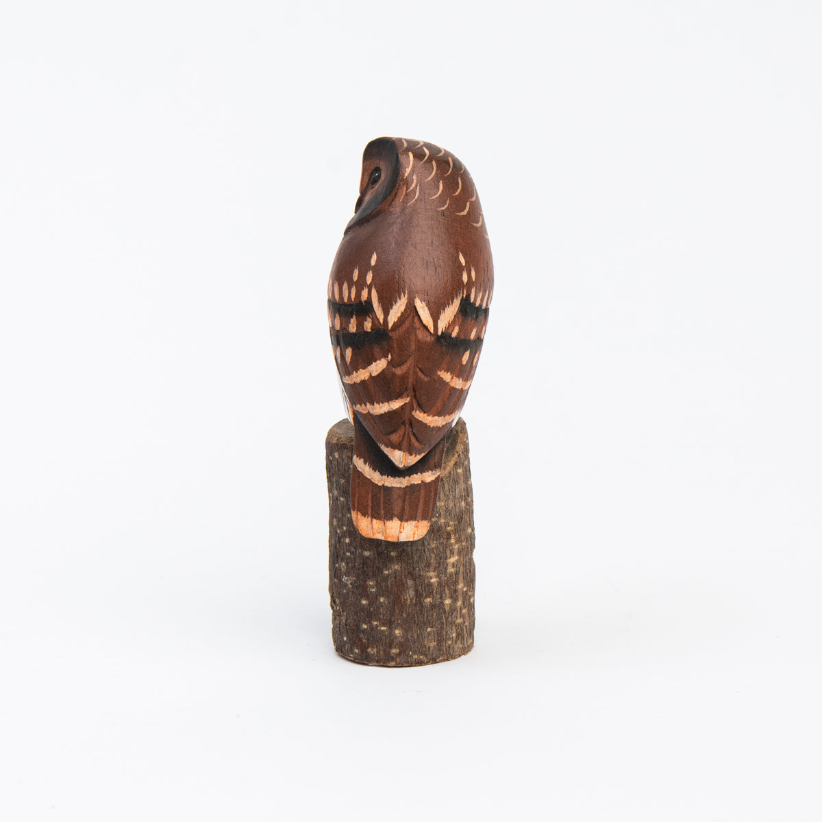 Chouette rayée miniature en bois sculpté à la main