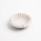 Plat cannelé en marbre Mariella