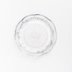 Assiette festonnée en verre pressé