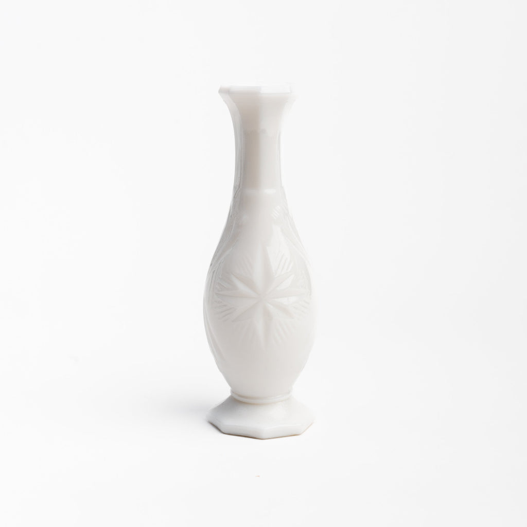 Vase à bourgeon ovale vintage en verre opalin étoilé