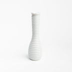 Vase à bourgeons vintage en verre opalin ondulé