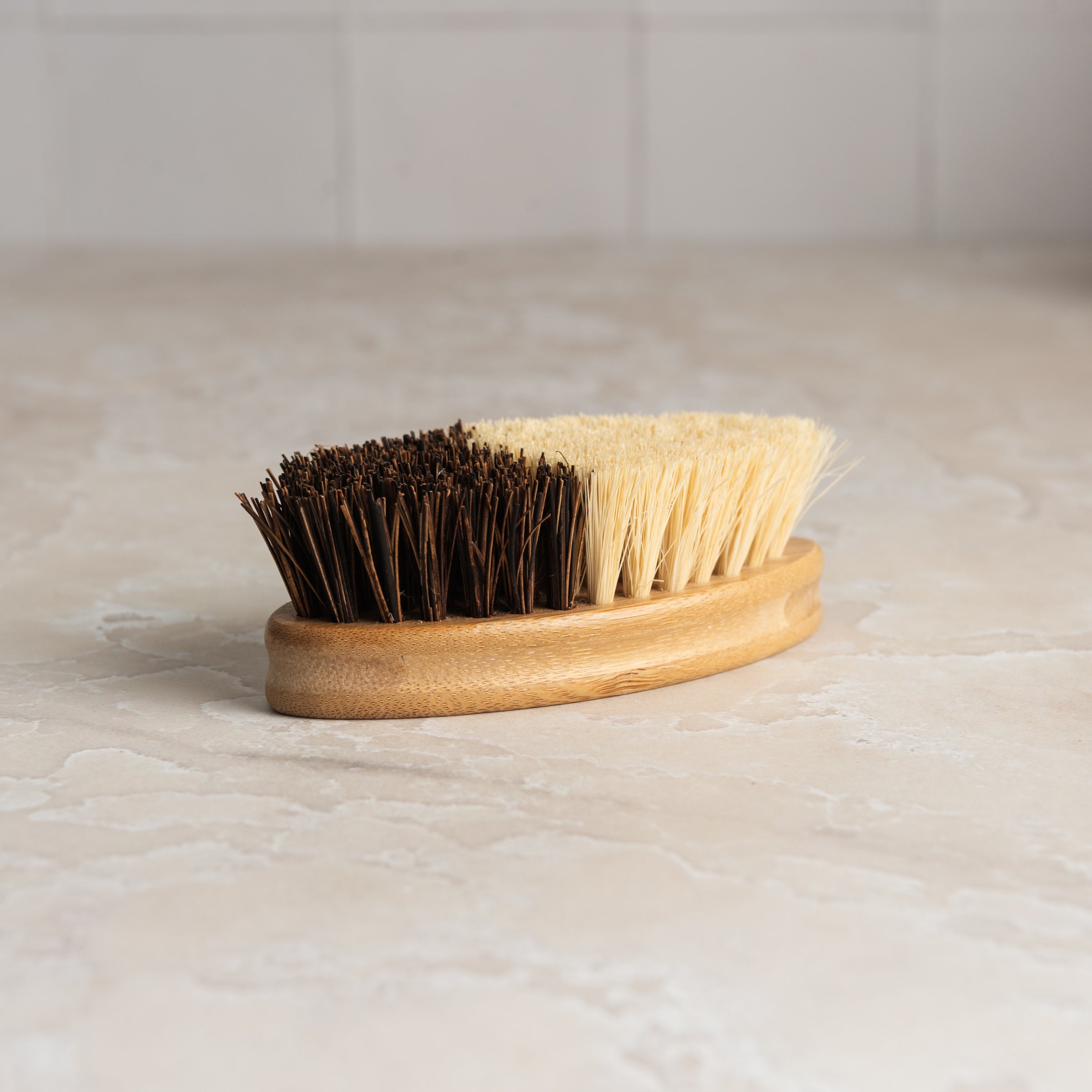 Brosse de nettoyage ovale écologique