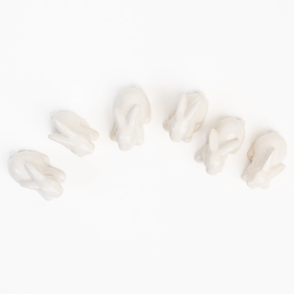 Petit lapin en céramique