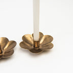 Porte-bougie en forme de fleur forgée