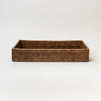 Plateau en rotin prêt à l'emploi