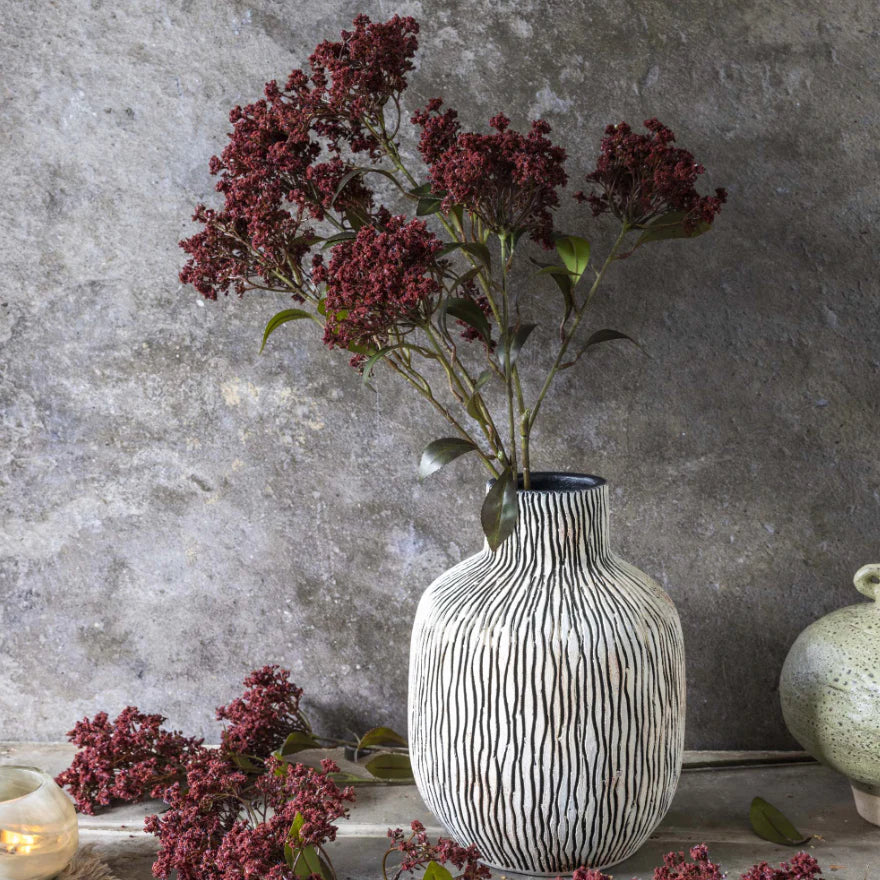 Abigail Ahern Faux Butterfly Bush en Rouge