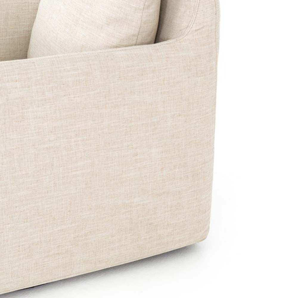 Fauteuil pivotant Four Hands Banks en cambric ivoire