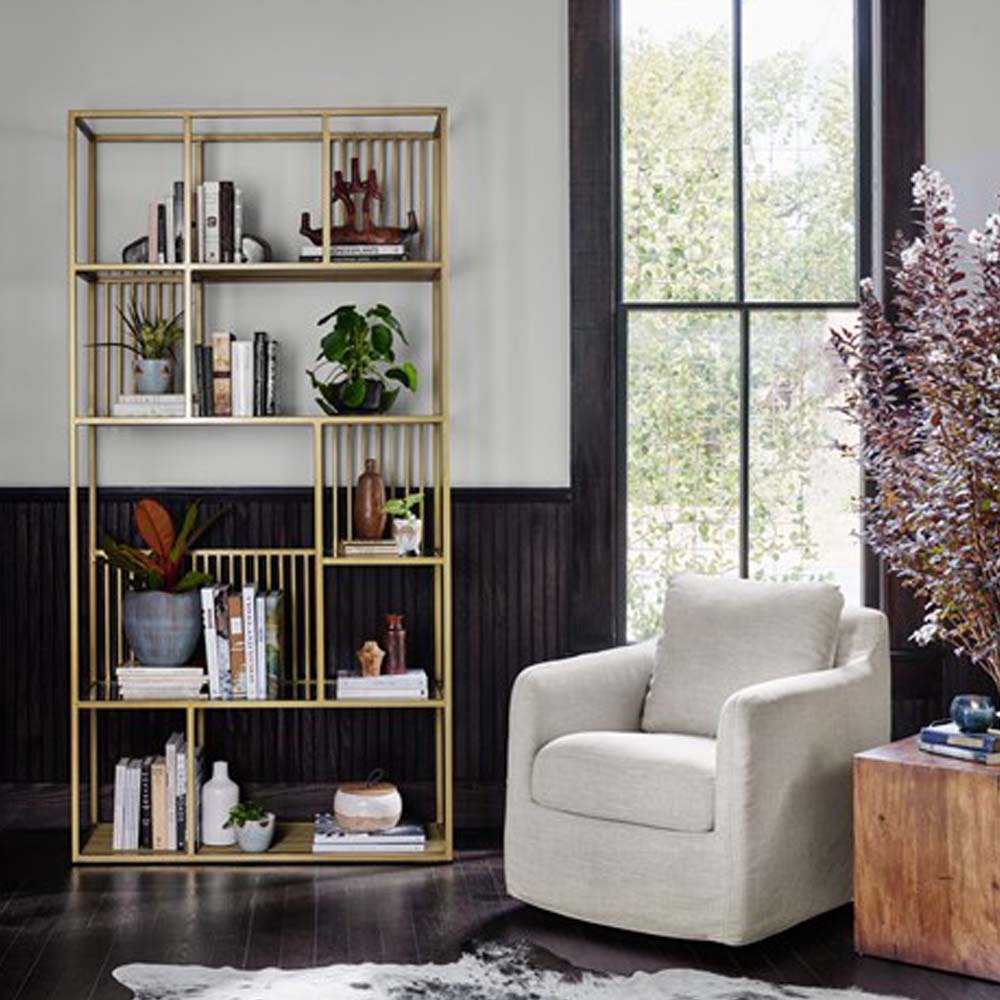 Fauteuil pivotant Four Hands Banks en cambric ivoire