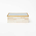 Boîte bleue, en os et en laiton