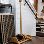 Support pour grattoir à bottes et tire-bottes