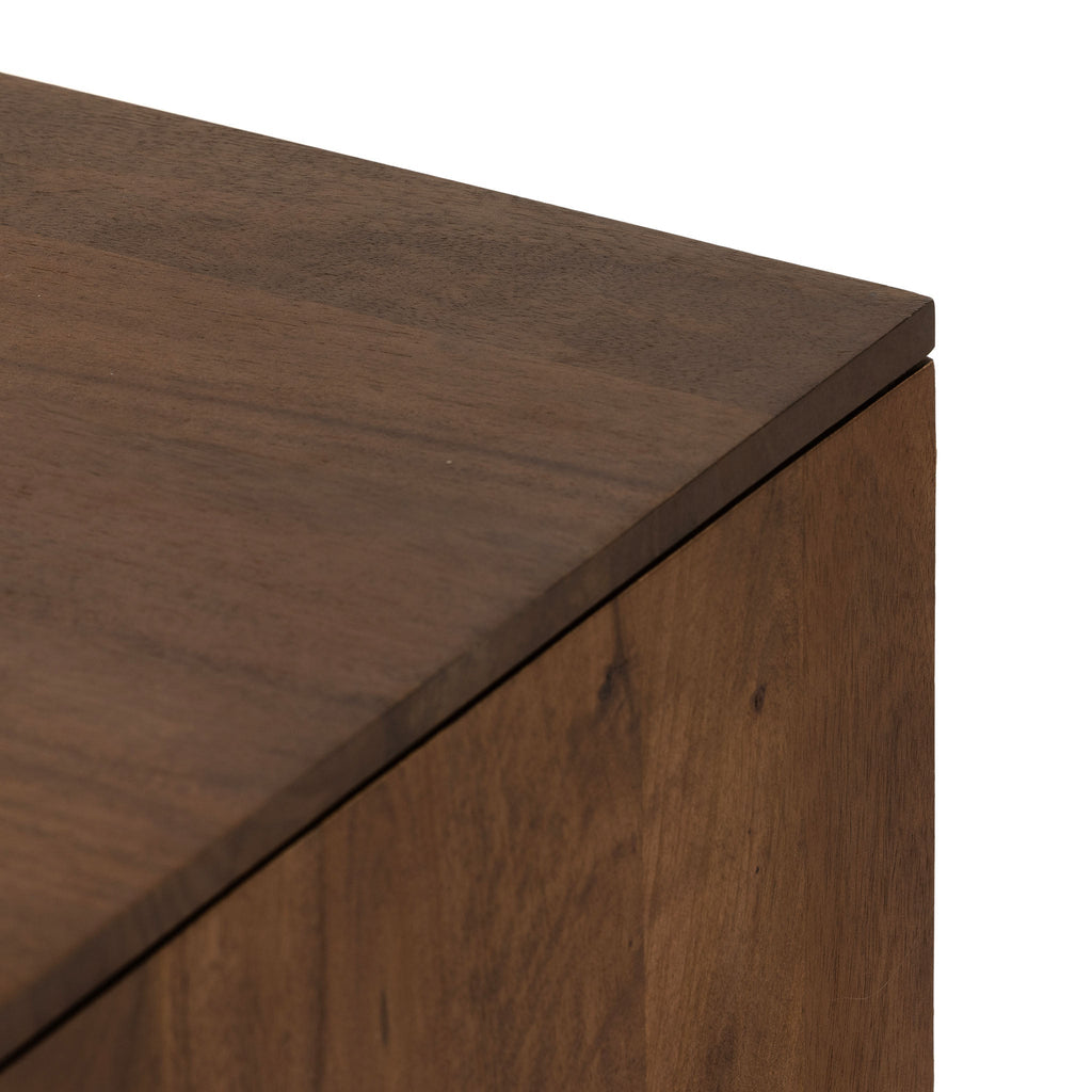 Buffet Four Hands Carmel en finition brun délavé