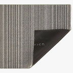 Tapis à poils longs à rayures fines en bouleau de Chilewich 