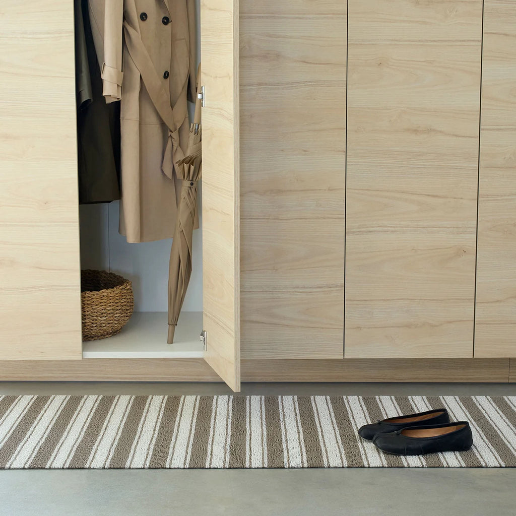 Tapis à poils longs Chilewich Boardwalk Stripe - Noyer