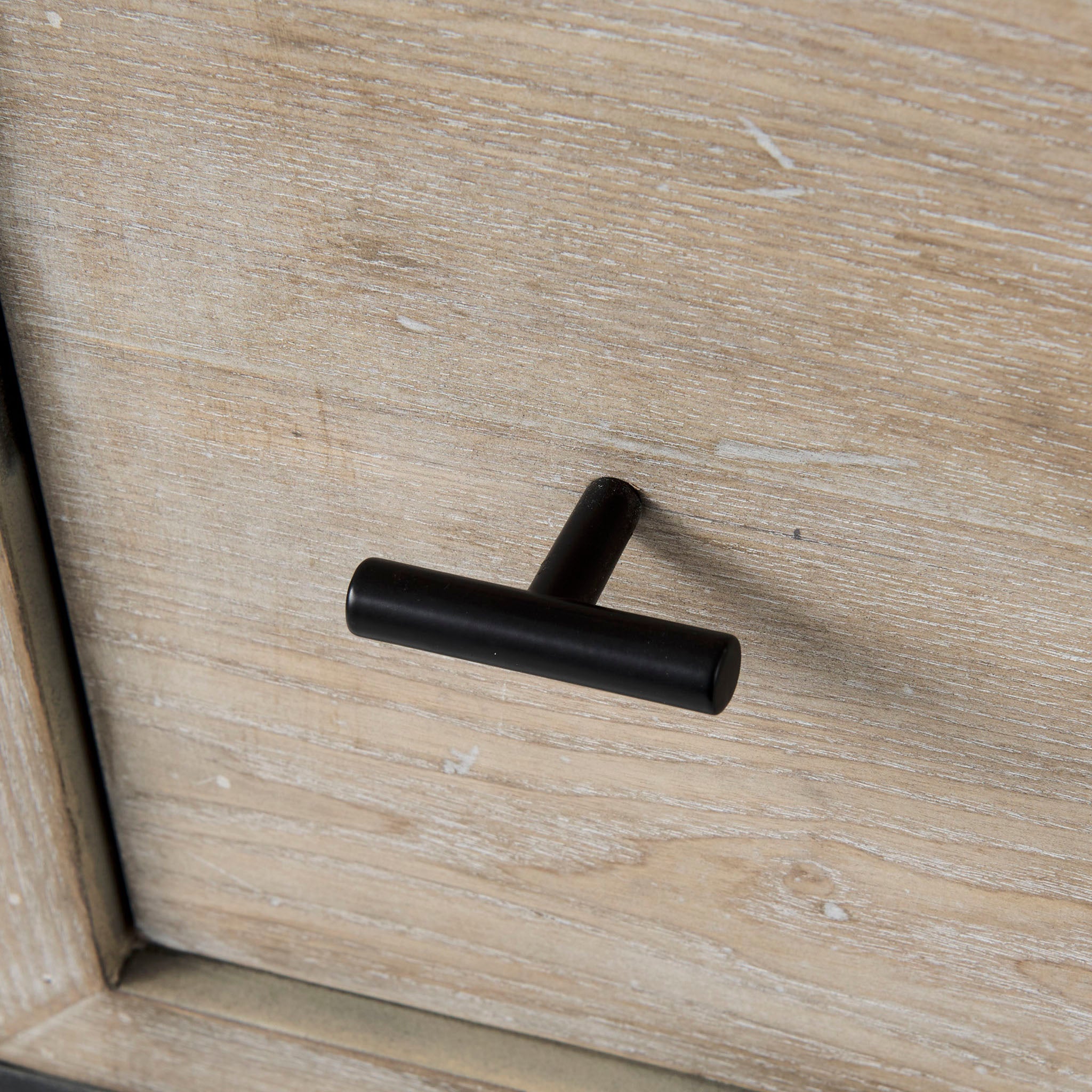 Meuble d'appoint Carina blanchi à la chaux et à cadre métallique