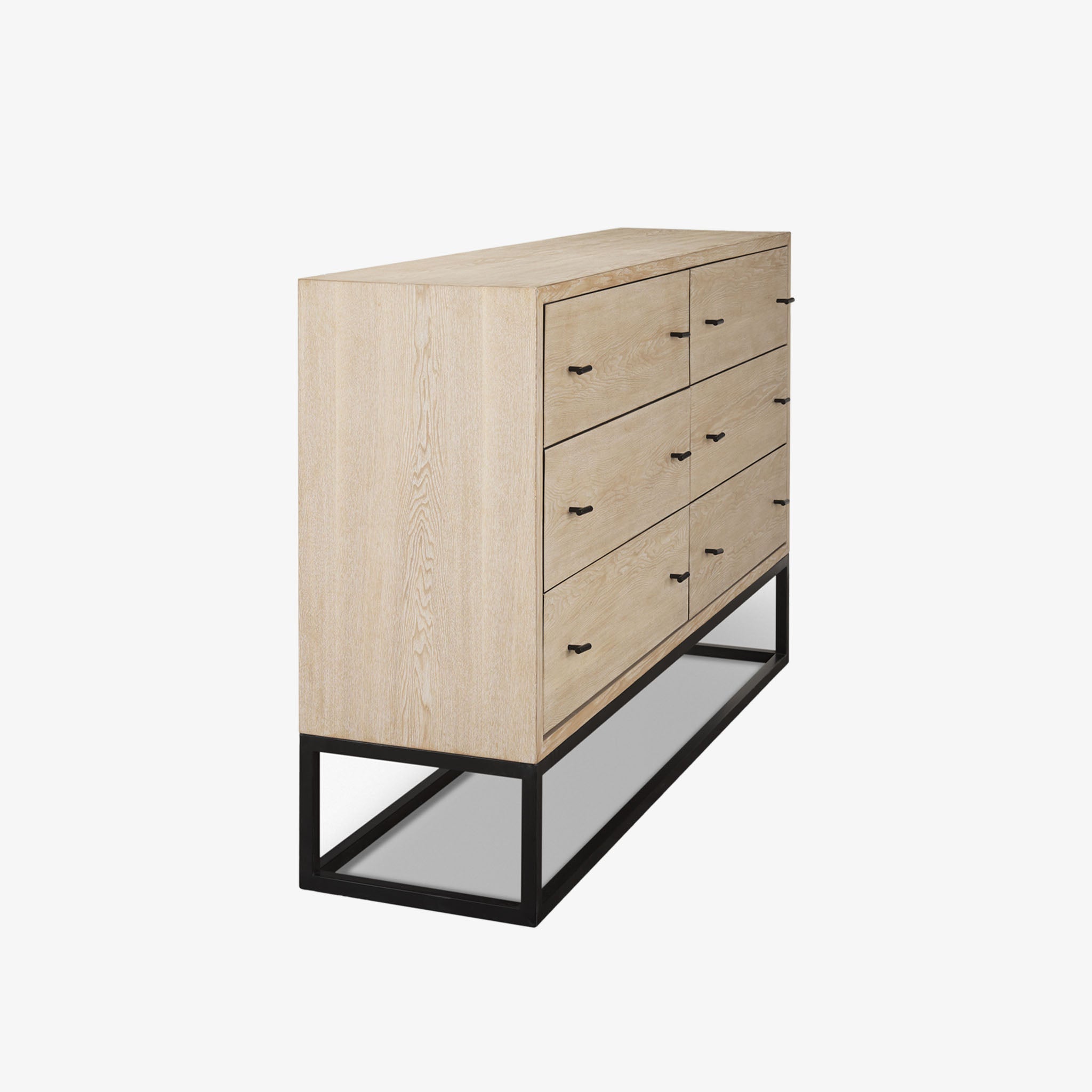 Buffet Carina blanchi à la chaux et à structure métallique