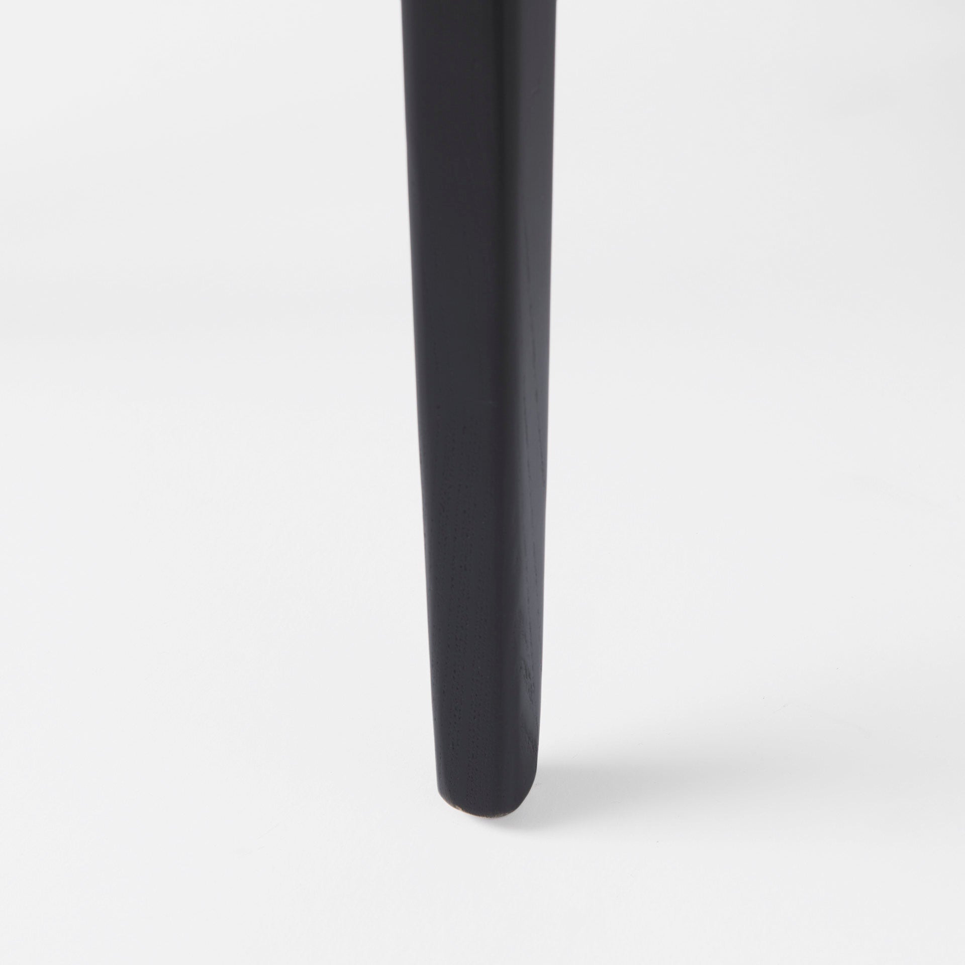 Chaise de salle à manger Amelia en rotin et bois noir (lot de 2)