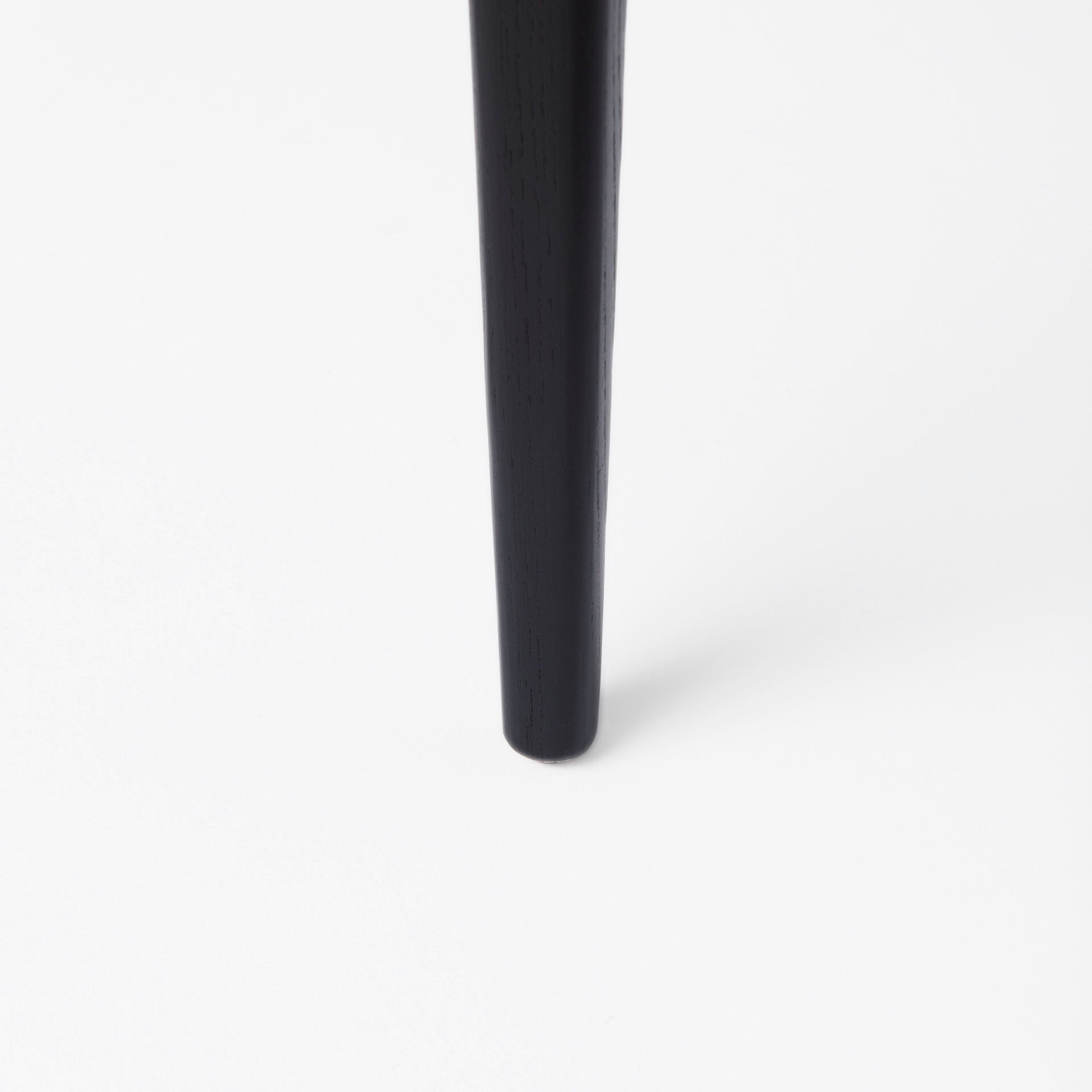 Fauteuil de salle à manger Amelia en rotin et bois noir (lot de 2)