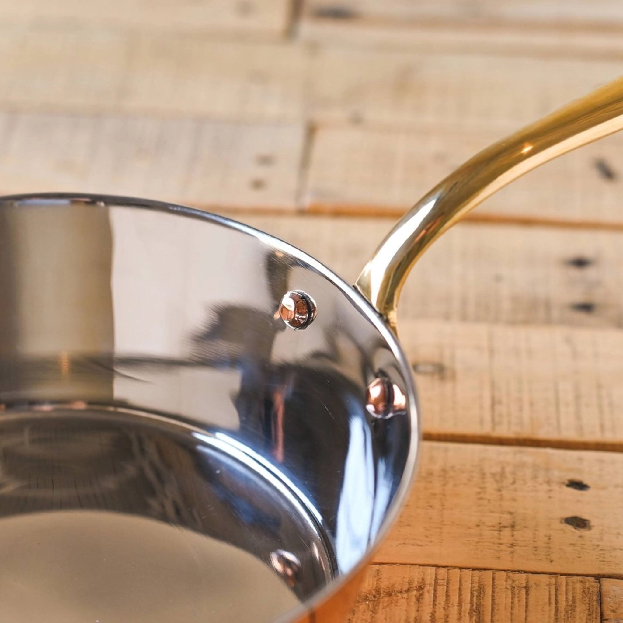 Poêle à chauffer Windsor en cuivre de style ancien