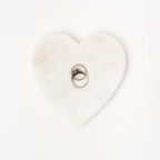 Plat en forme de cœur en marbre