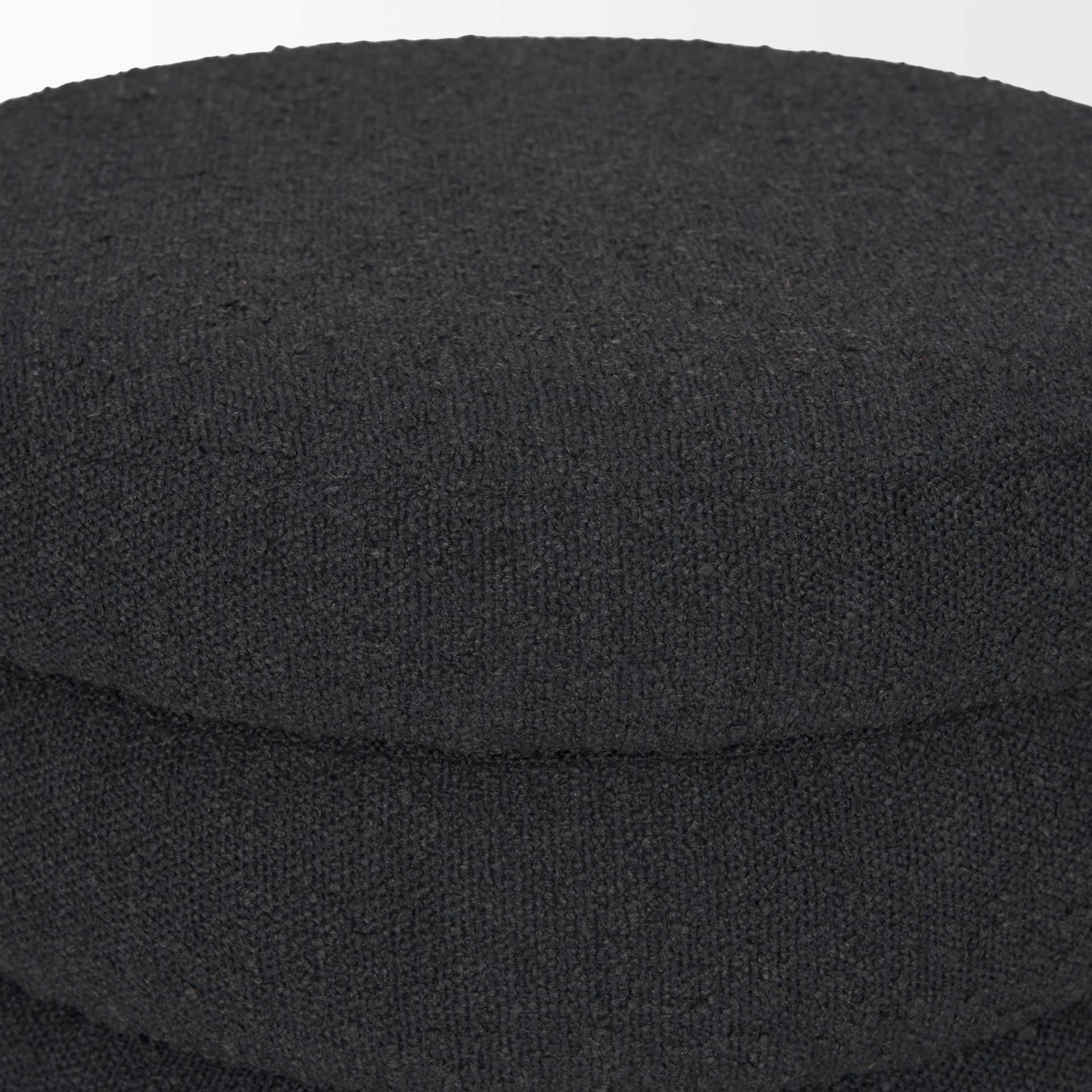 Pouf de rangement Ava en boucle noire