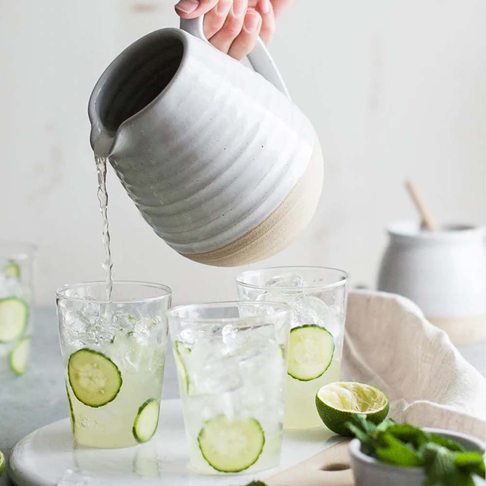 Pichet de fermier en céramique de style campagnard