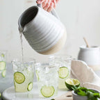 Pichet de fermier en céramique de style campagnard