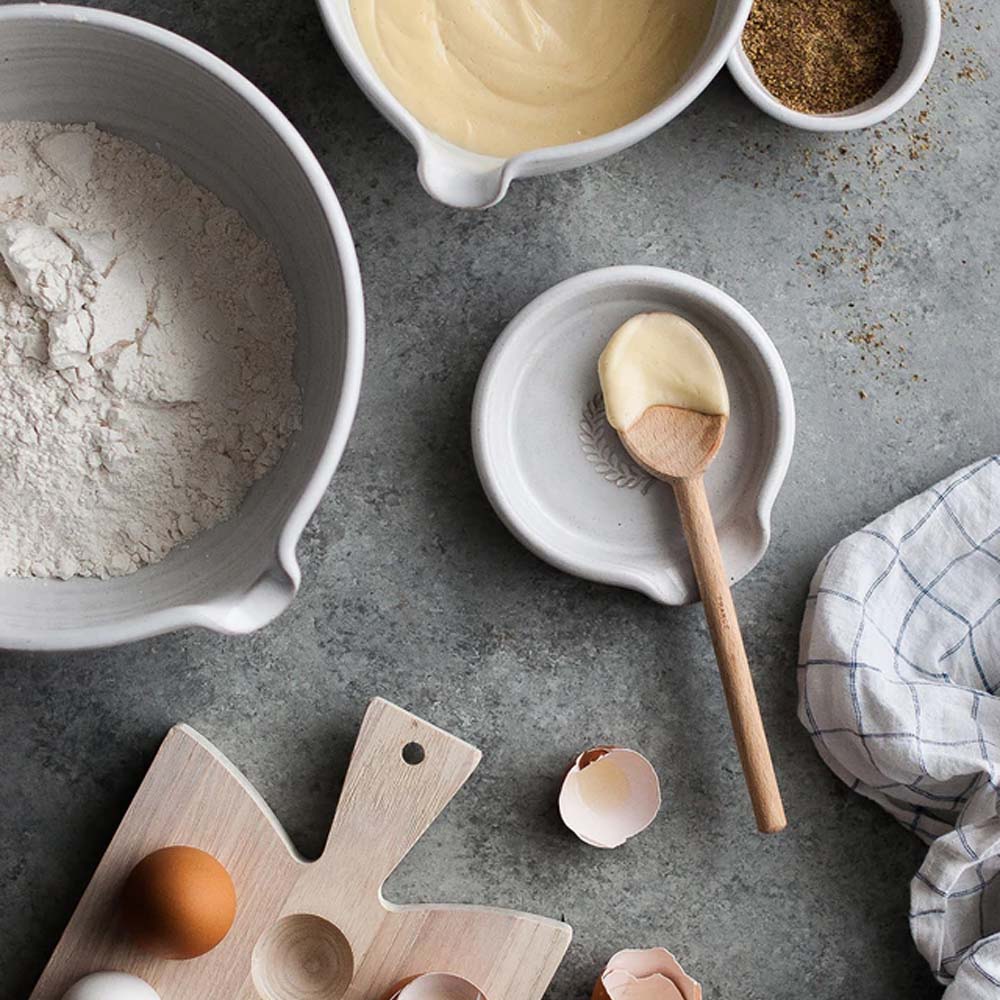Repose-cuillère en céramique de ferme en forme de laurier