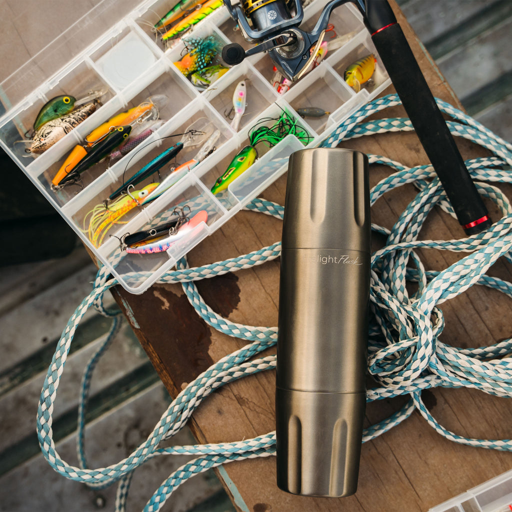 Gourde Firelight High Camp Flasks couleur canon de fusil 750 ml