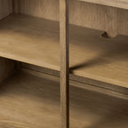 Buffet Four Hands Adley en placage chêne vieilli et blanchi