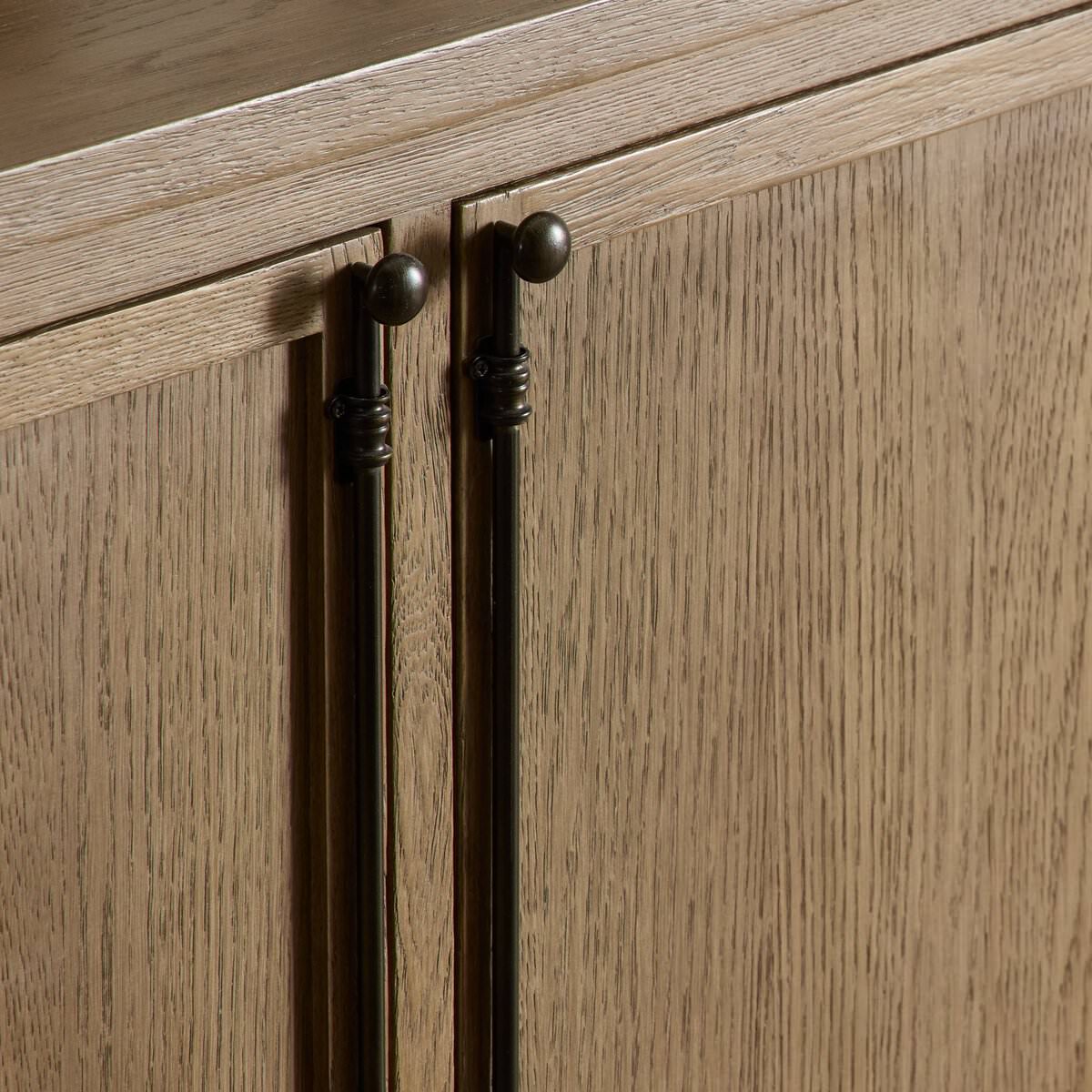 Buffet Four Hands Adley en placage chêne vieilli et blanchi