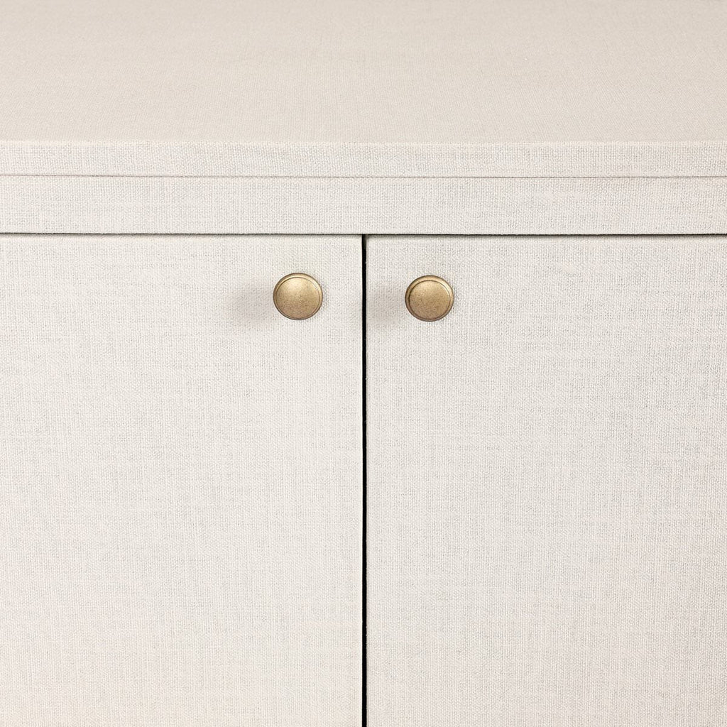 Buffet Amelia de Four Hands en lin peint ivoire