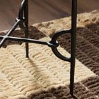 Table d'appoint Babylon Small de Four Hands, finition canon de fusil martelé