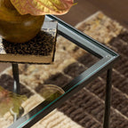 Table d'appoint Babylon Small de Four Hands, finition canon de fusil martelé