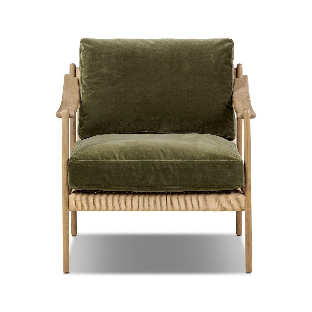 Fauteuil Barwin Four Hands couleur olive du Surrey 