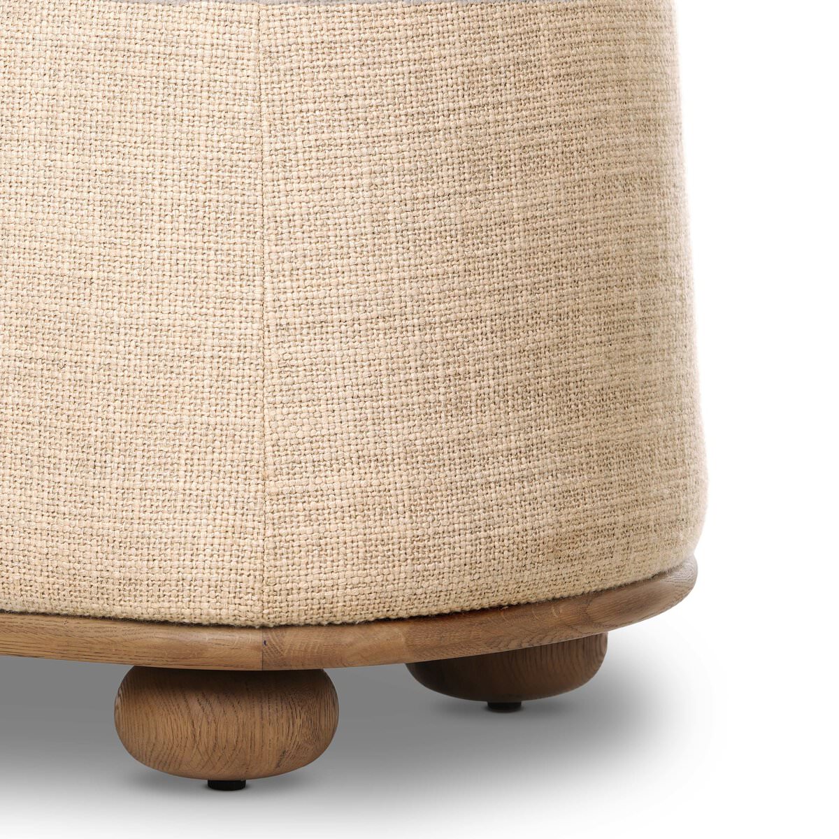 Pouf ovale Four Hands Bilbury couleur sable saxon