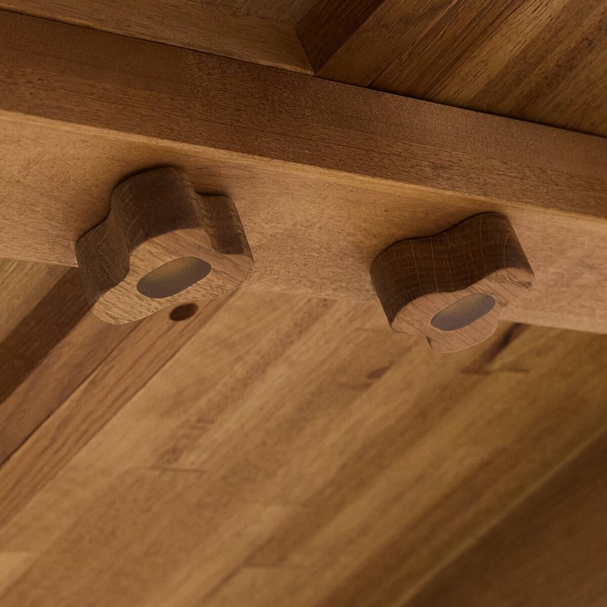 Table de salle à manger ovale extensible Four Hands Blinn 88-127 en placage chêne vieilli