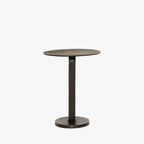 Table d'appoint Douglas Four Hands en finition rouille antique